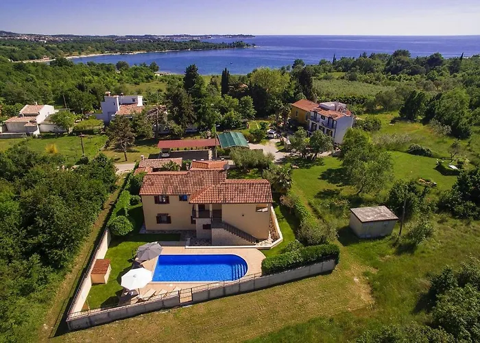 Apartments Saladinka
